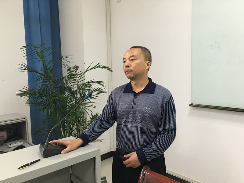 彭主任.jpg 彭主任.jpg